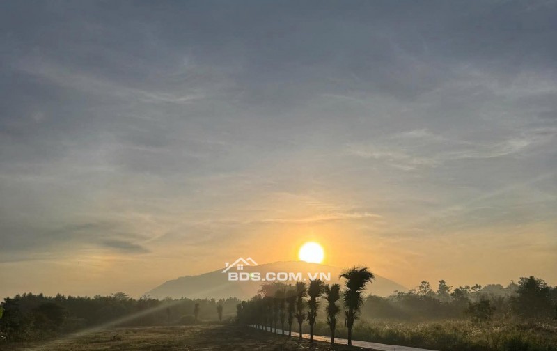 Đất sào nghỉ dưỡng